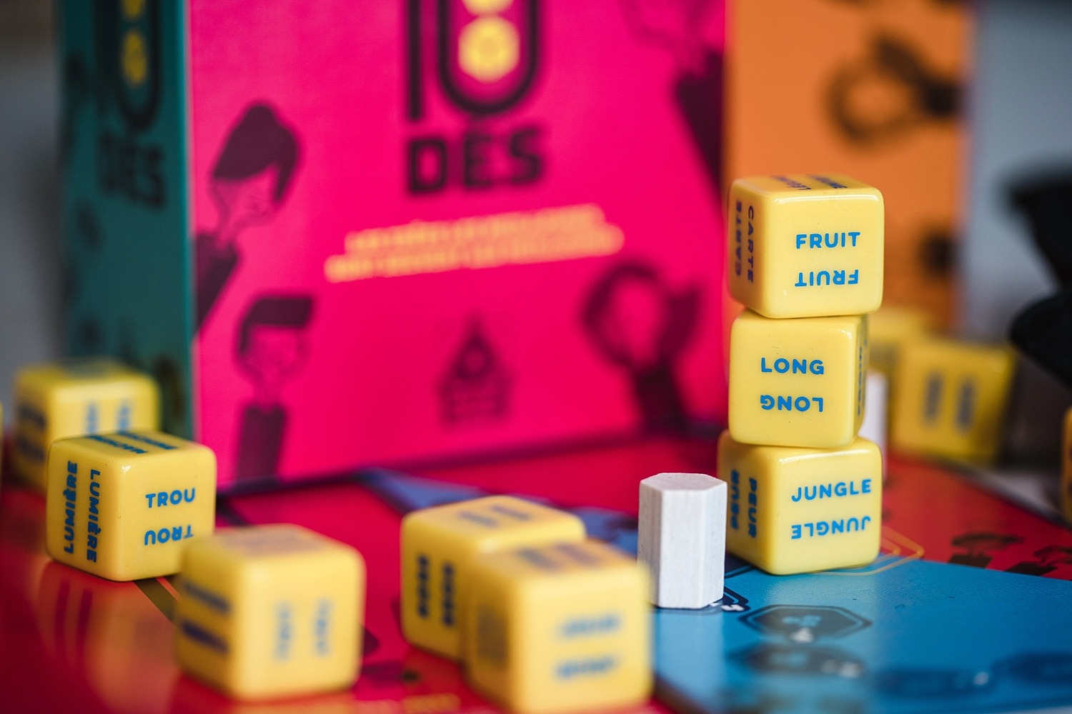 Association 10 dés act in games