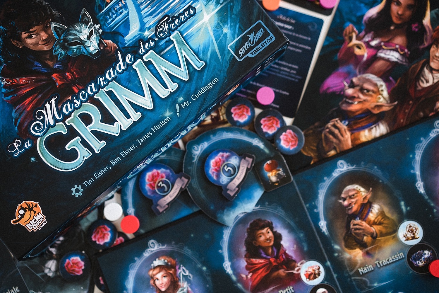 Lucky Duck Games Mascarade des frères Grimm