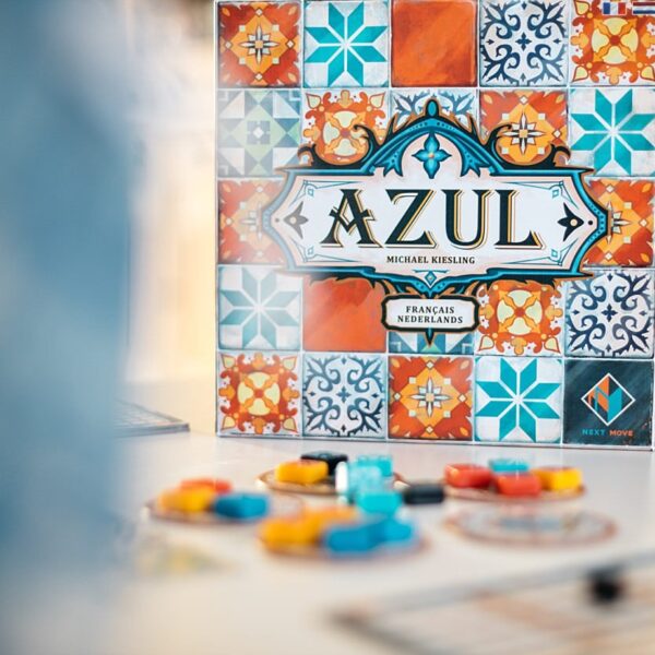 Azul