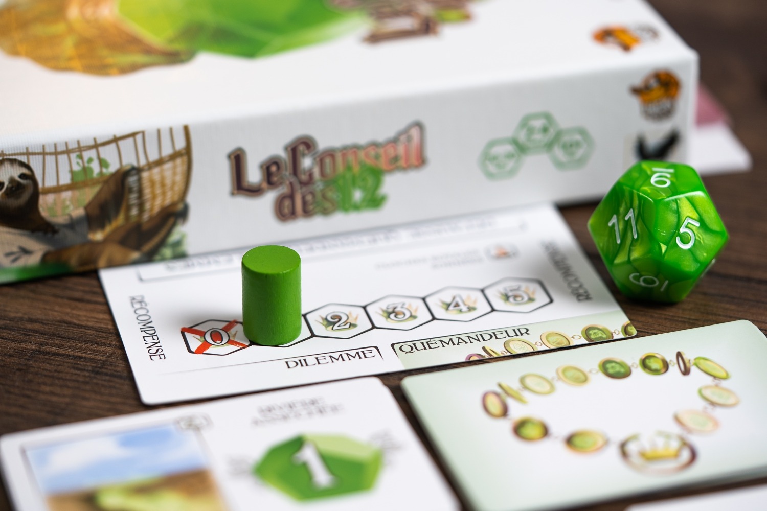 Conseil des 12 lucky duck games jeu de société boardgame