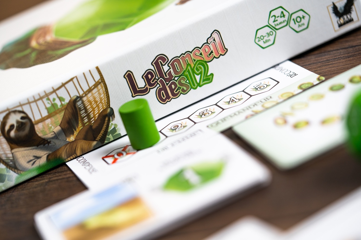 Conseil des 12 lucky duck games jeu de société boardgame