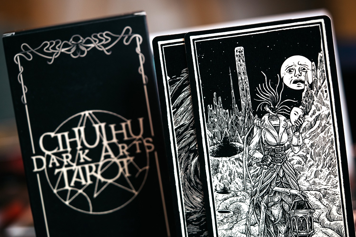 Chtuluh dark arts tarot bragelonne