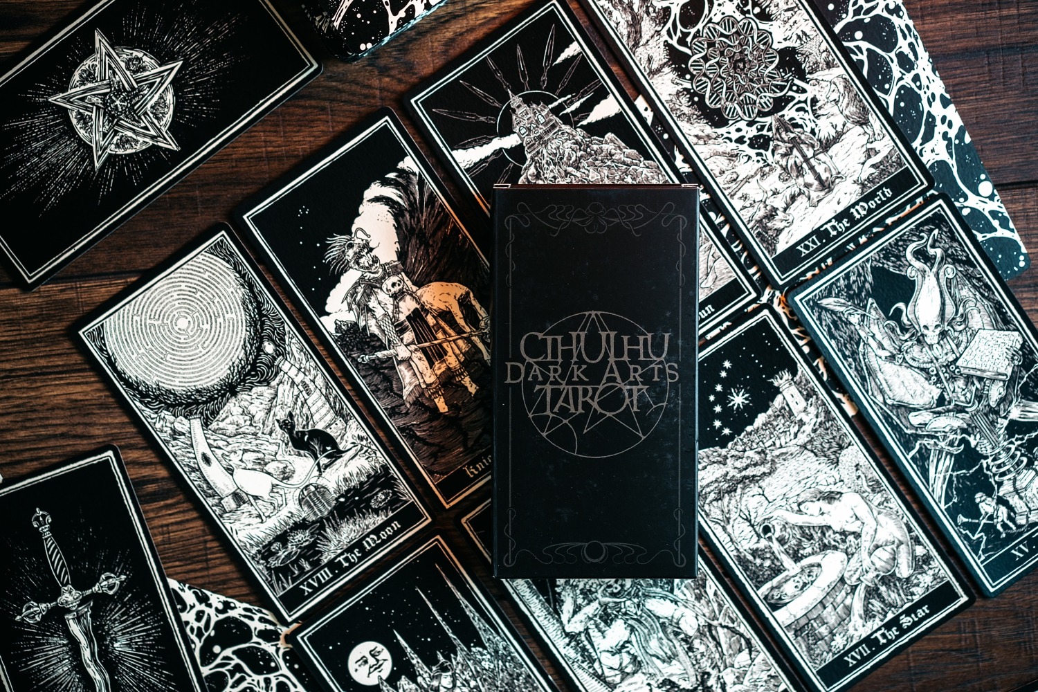 Chtuluh dark arts tarot bragelonne