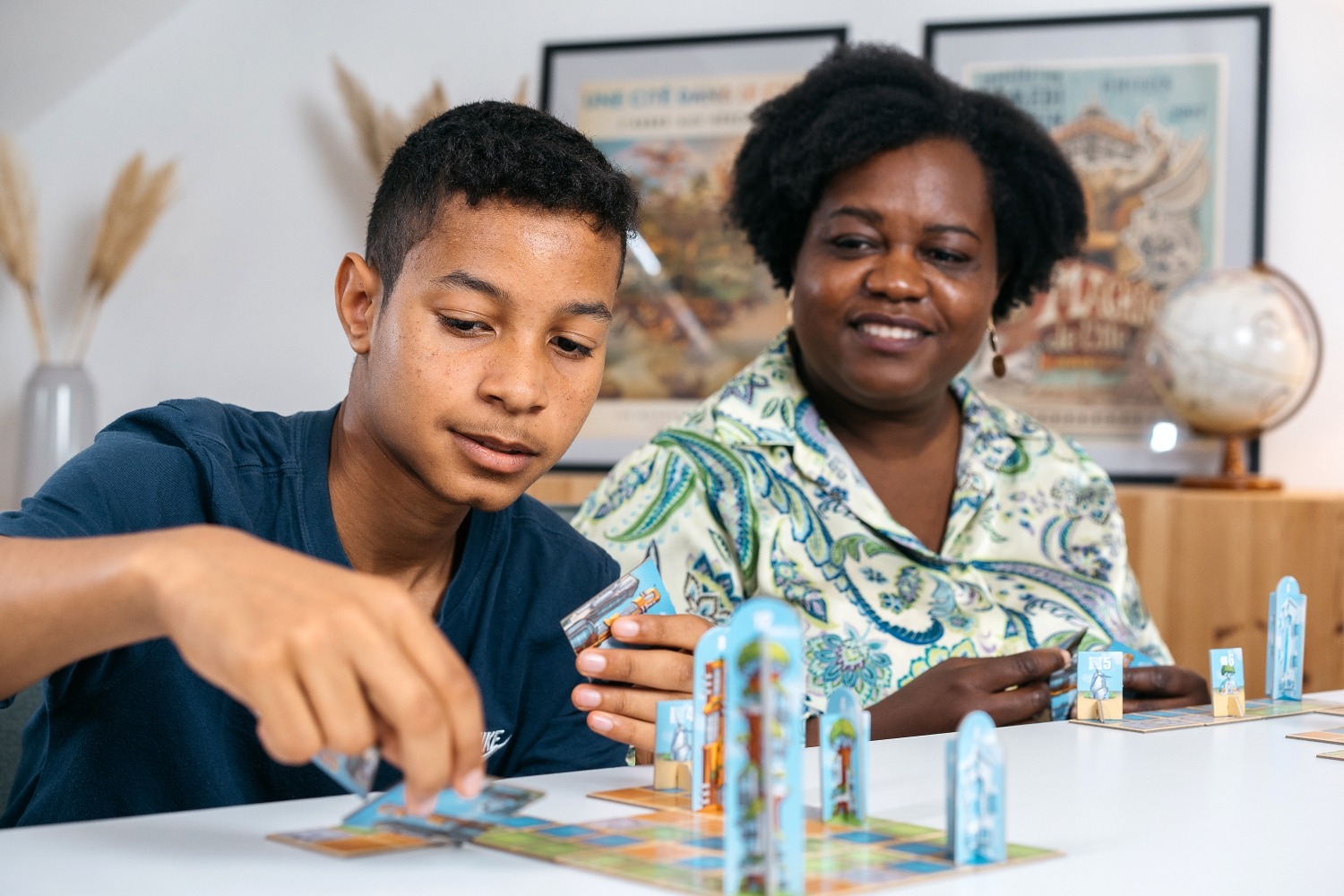 Neoville blue orange jeu de société boardgame