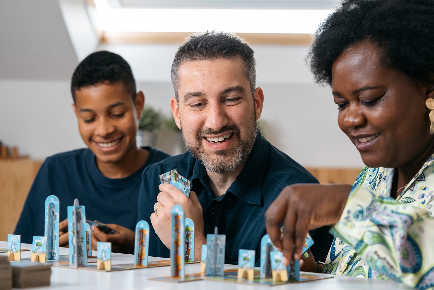Neoville blue orange jeu de société boardgame