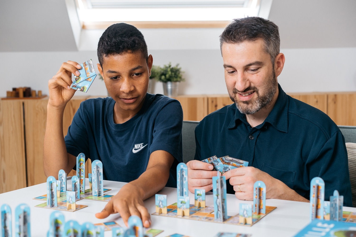 Neoville blue orange jeu de société boardgame