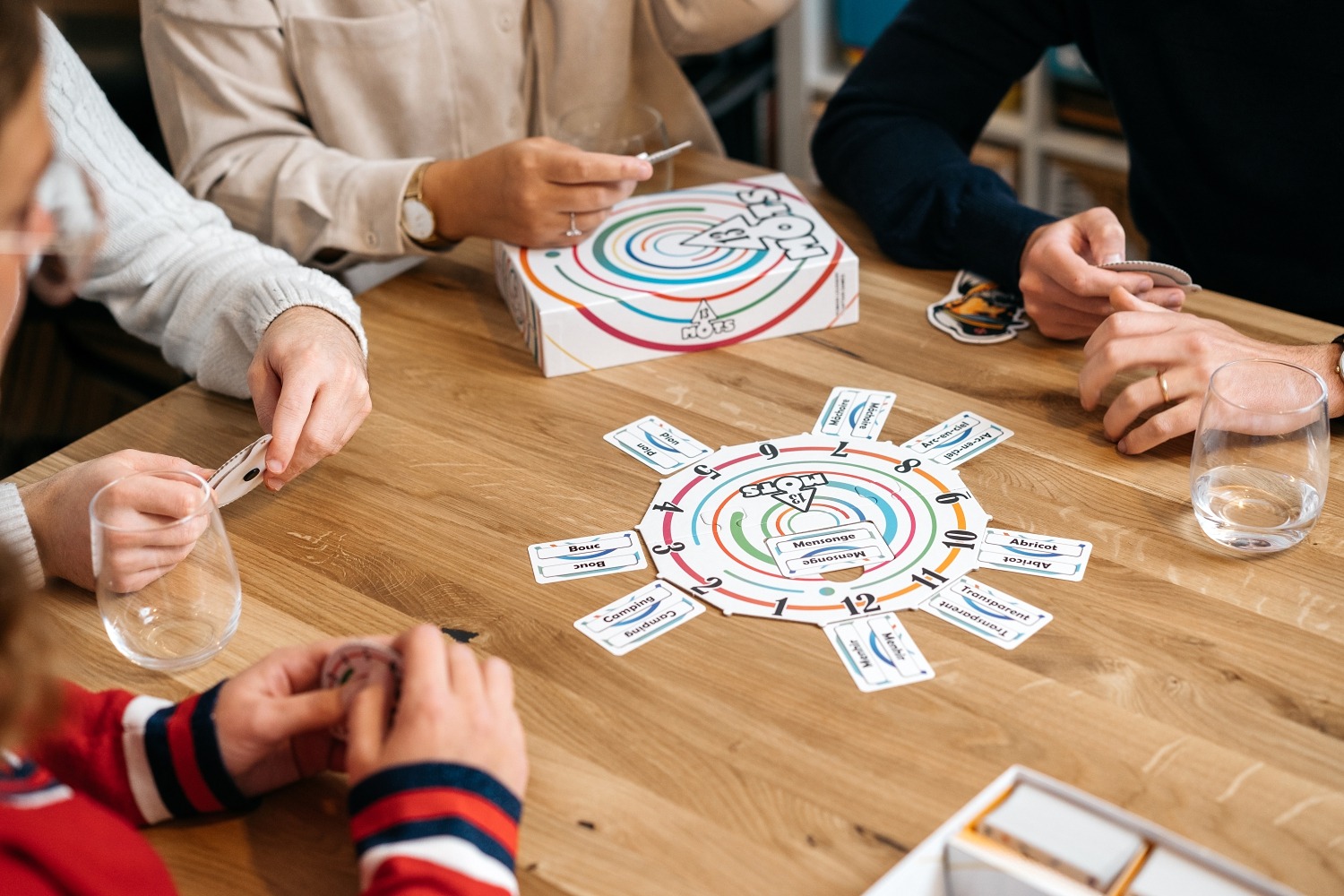 13 mots Captain Games jeu de société entre amis boardgame 