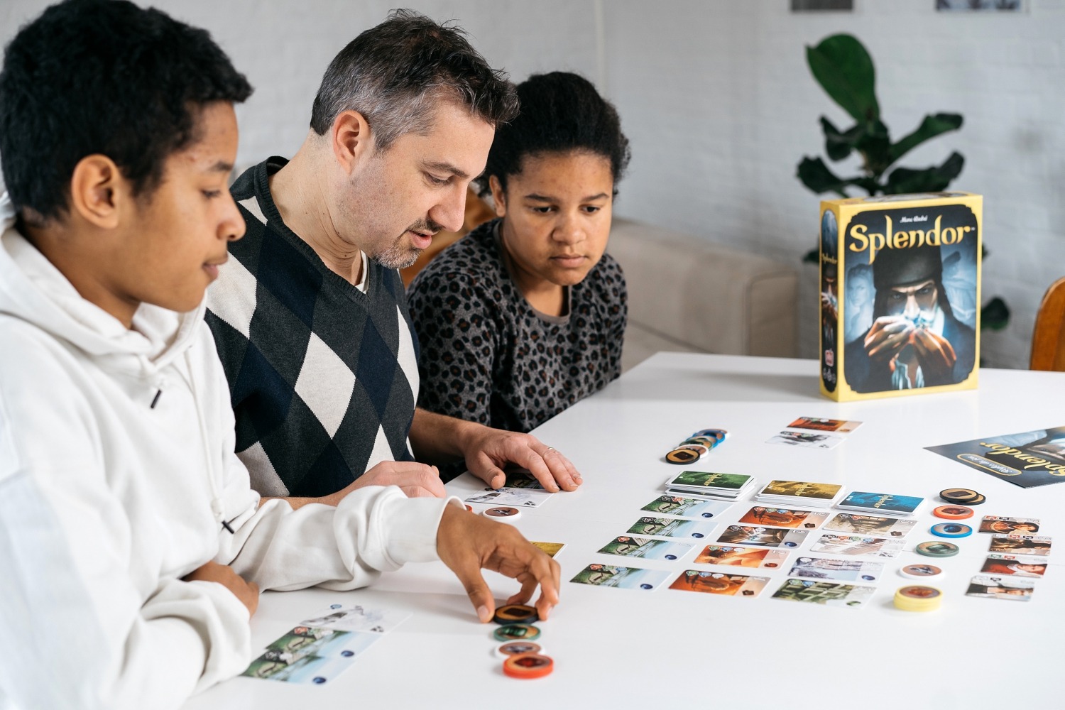 Splendor space cowboys asmodée boardgame jeu de société