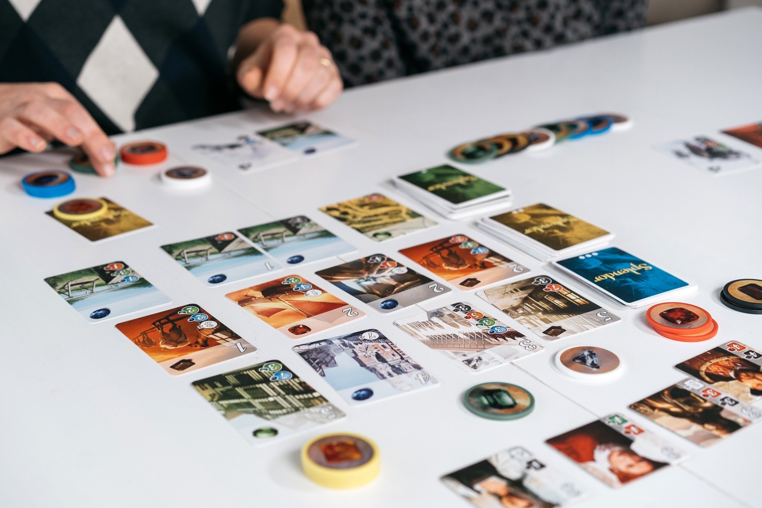 Splendor space cowboys asmodée boardgame jeu de société