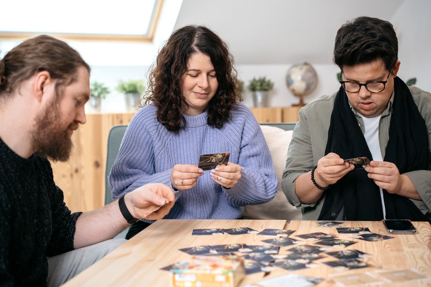 Enquêtes express blam ! jeu de société Eliot Trouttet, Claire Conan, Audrey Vellard Antonin Boccara
